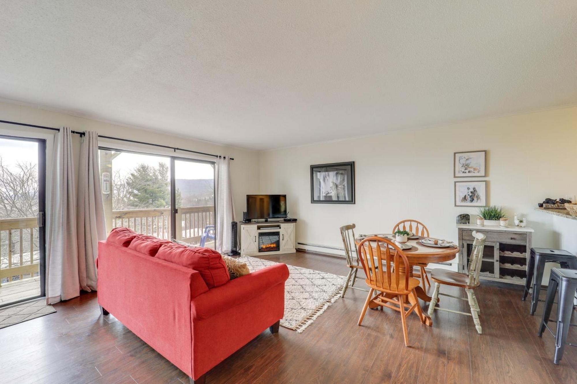 Beech Mountain Studio With Balcony Less Than 1 Mi To Skiing! Buitenkant foto